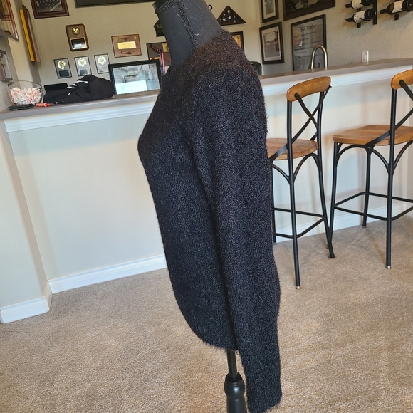 Sweater - Picture 2 of 5